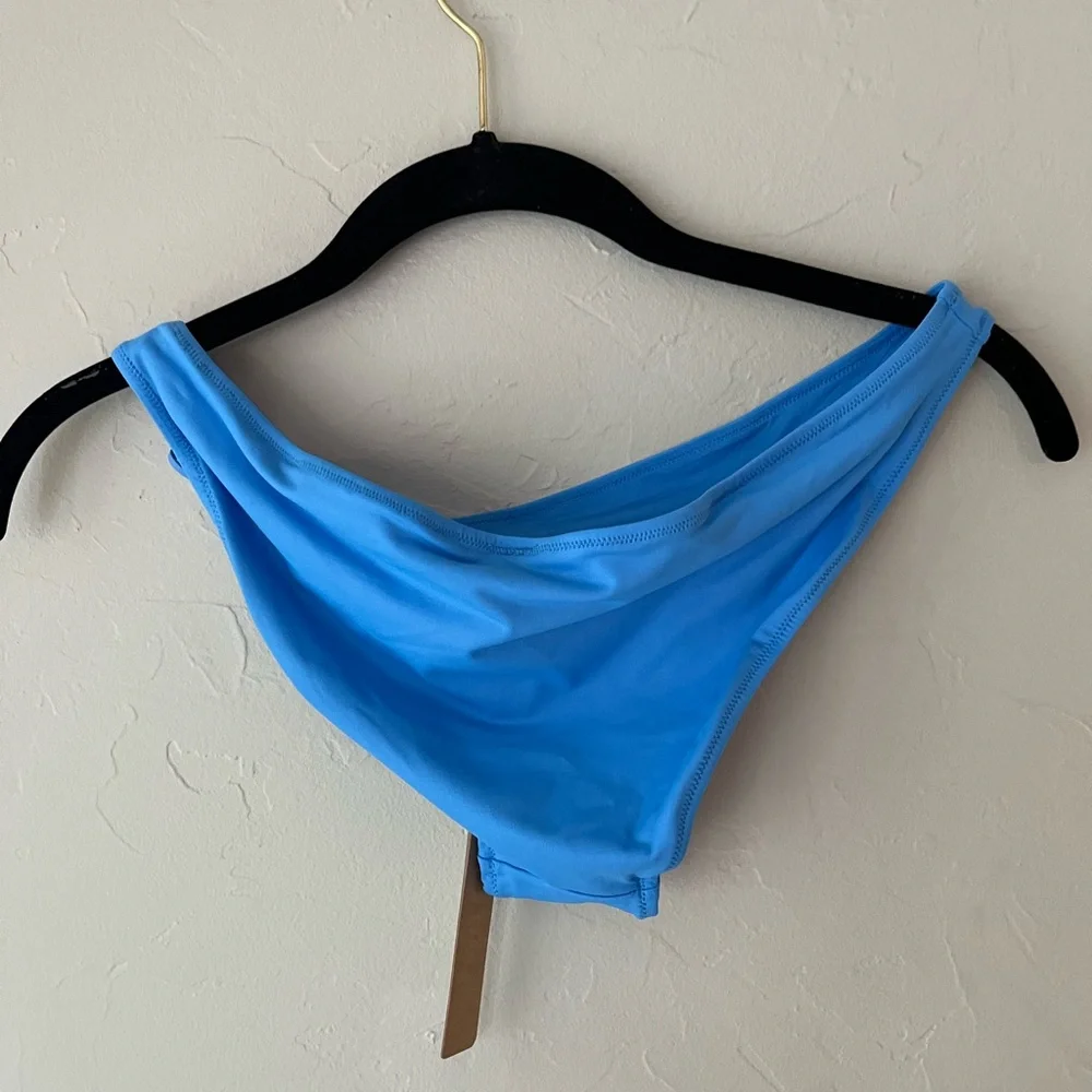 SKIMS SWIM LOGO HARDWARE BIKINI BOTTOM IN TIDE S - Picture 4 of 7